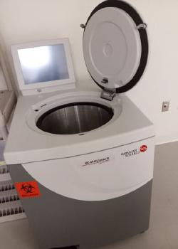 picture of the Beckman Coulter JXN-30 High Performance Centrifuge